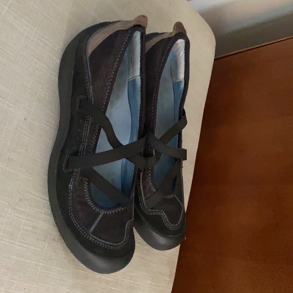 Privo size 7.5 part leather part canvas upper - Picture 2 of 4